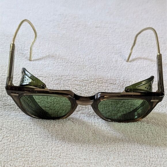 Vintage Safety Glasses Green Tinted Lens Shielded Foldable - Picture 2 of 7